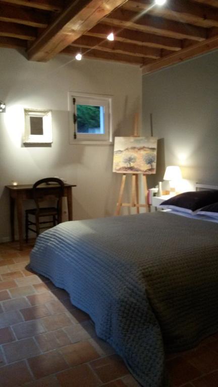 La Ruette Aux Loups Collonges-au-Mont-d'Or Quarto foto